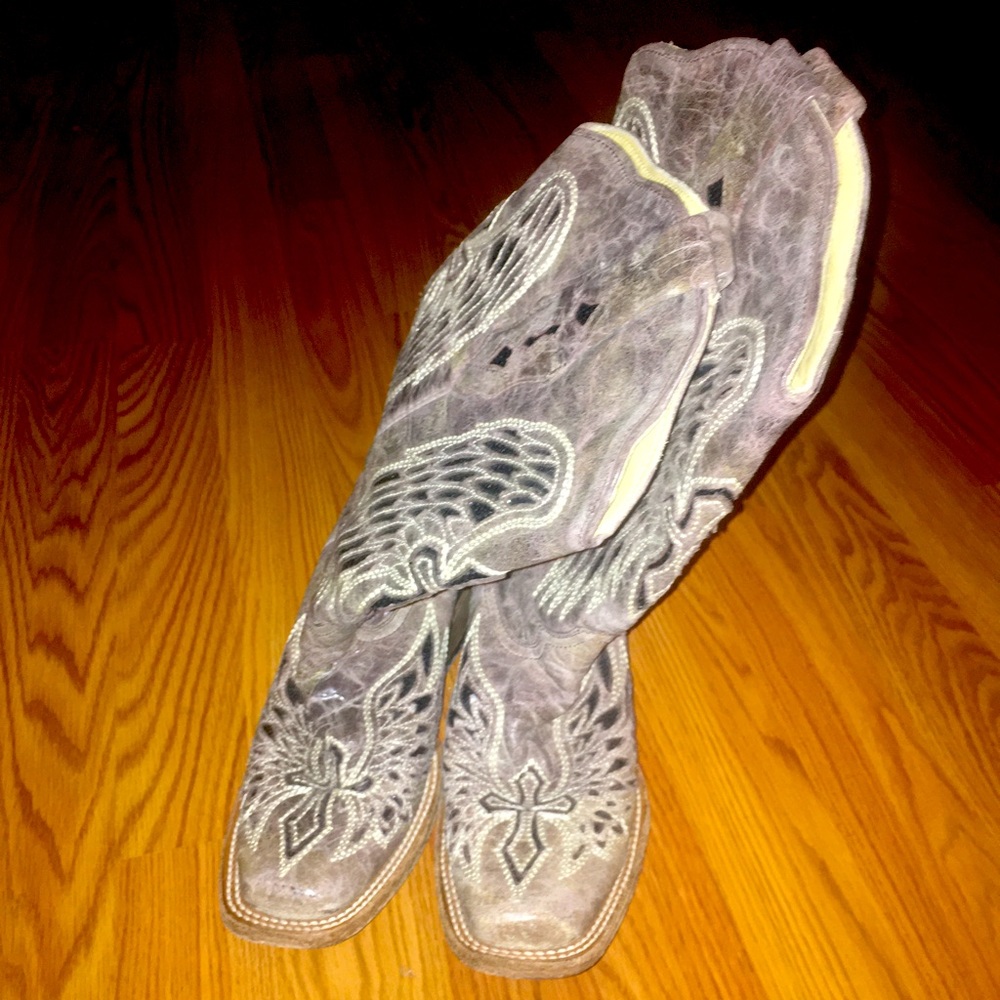 Pair of corral western boots. Size Womens 8.